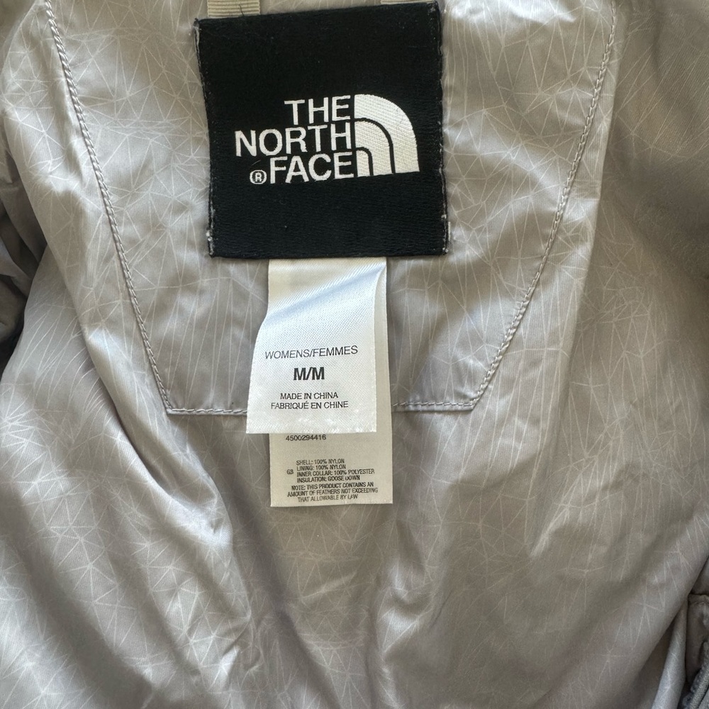 Women’s Medium Northface Down Jacket - image 3